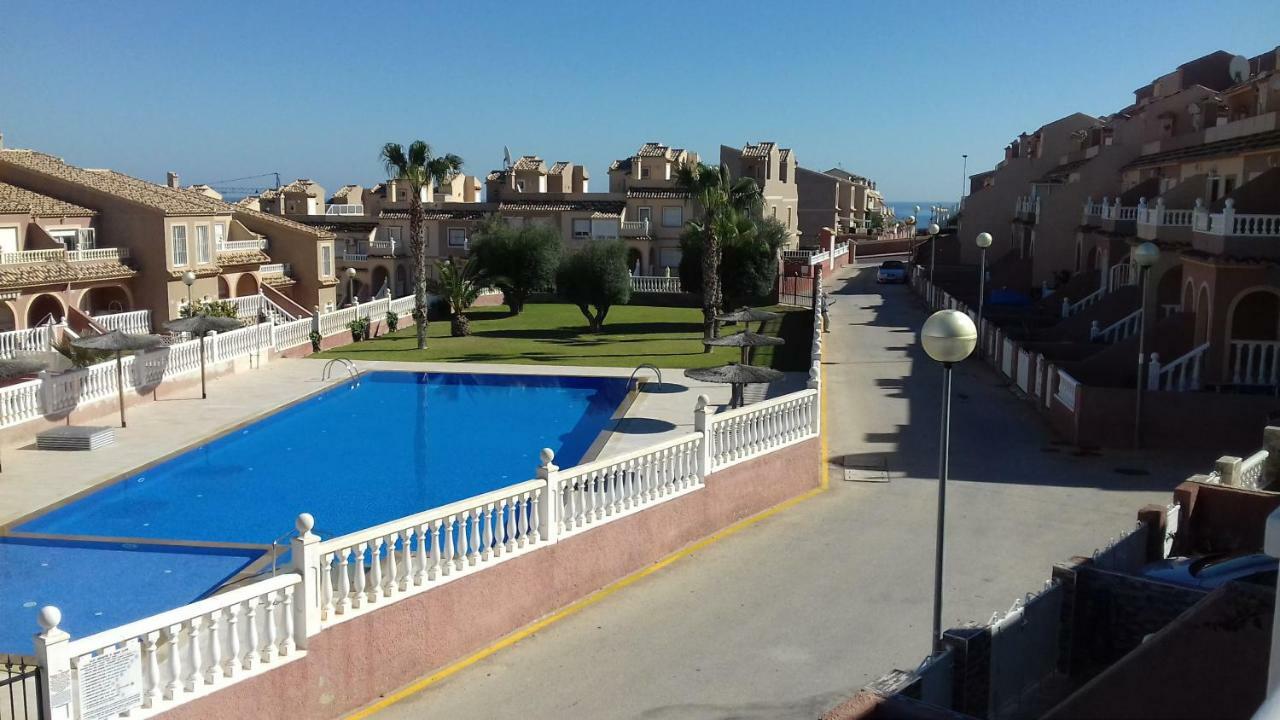 Bungalow Junto A La Piscina, Gran Alacant Santa Pola Eksteriør bilde